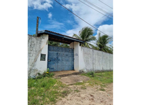 Casa de 2 pavimentos com piscina e terreno em Aquiraz