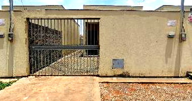 Casa com 2 quartos, varanda, área construída 63,22m², terreno 181,5m²