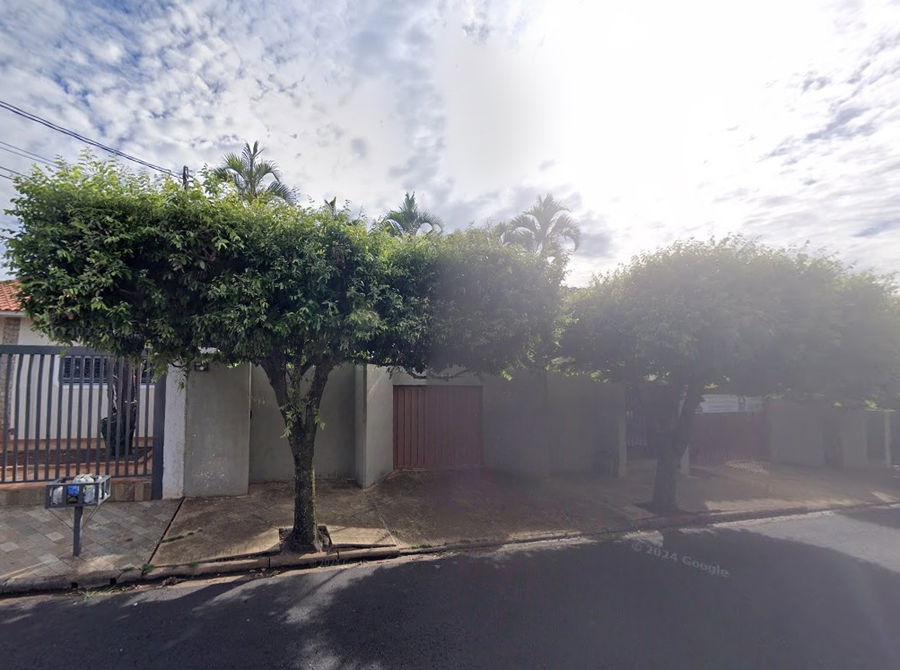 Área de lazer com 157m² construída em terreno de 360m²
