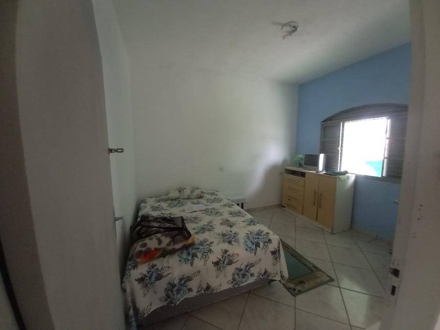 Casa com 2 quartos, 1 banheiro e 88m² de área construída