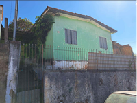 Casa com 2 quartos, 270m² de terreno, desocupada