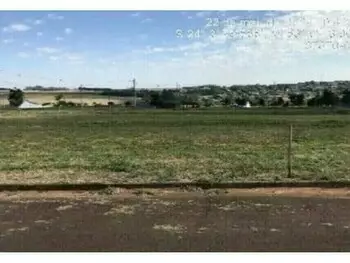 2 terrenos ocupados com 621,32 m²
