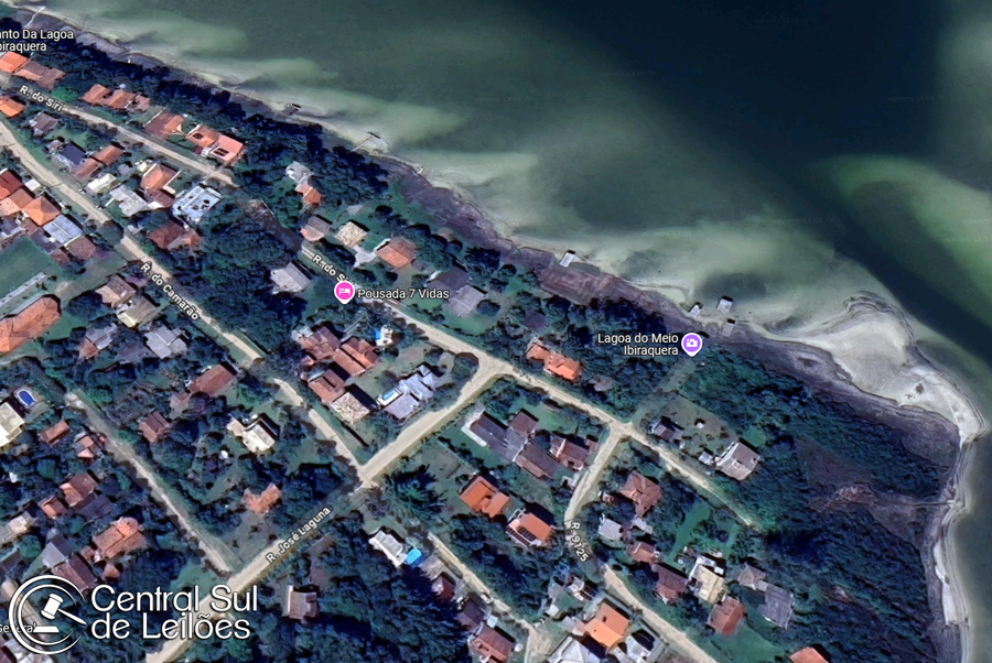 Terreno com Edificação em Imbituba - Próximo à Lagoa