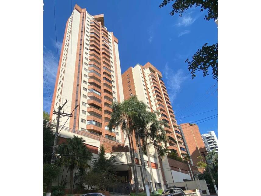 Apartamento com 2 Vagas em Leilão - Vila Suzana, São Paulo