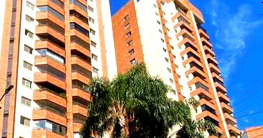 Apartamento Ocupado com 2 Vagas em Leilão - Vila Suzana, São Paulo