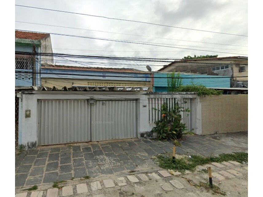 Casa Ocupada com 151m² em Olinda - Oportunidade de Leilão