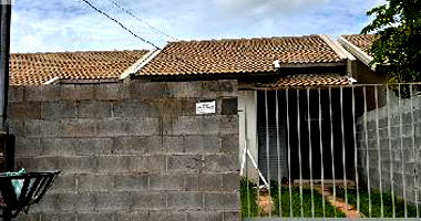 Casa com 2 quartos e 180m² de terreno em Várzea Grande/MT