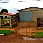 Terreno urbano 2.160 m² com construção não averbada, desocupado