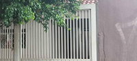 Casa com 3 quartos, 2 banheiros e 1 vaga em Campo Grande