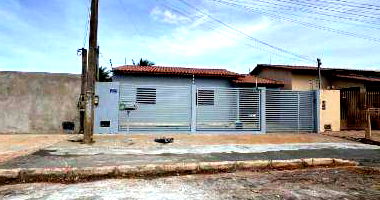 Casa Ocupada com 78m² Construída em Luis Eduardo Magalhães/BA