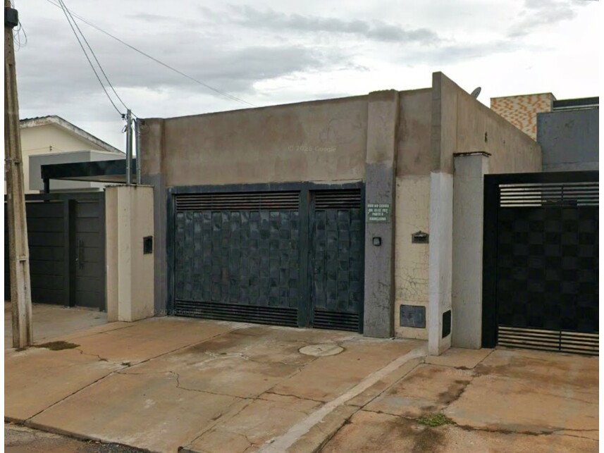 Casa em leilão com 65m² e 180m² de terreno em Rio Verde/GO