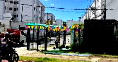 Apartamento com 2 quartos em Salvador