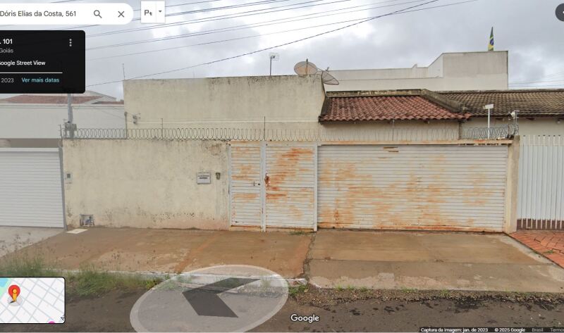 Casa com 2 quartos, suíte e garagem em Jataí