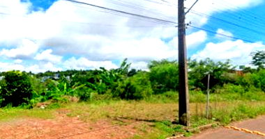 Terreno amplo com 465 m², sem construções, ideal para investimento