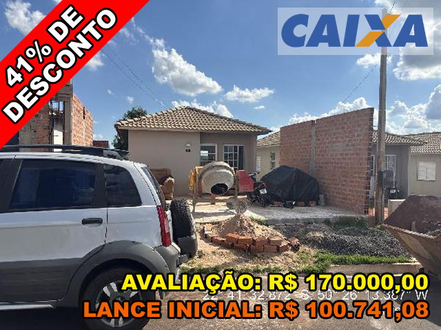 Casa com 2 Quartos e 160m² de Terreno em Assis/SP