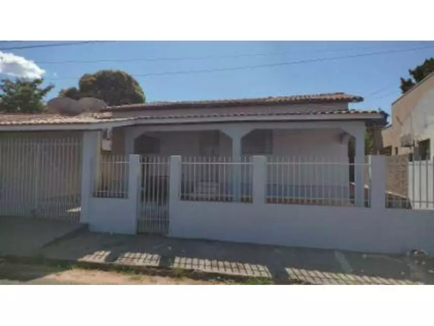 Casa em leilão com 155m² construída em Nortelândia/MT