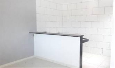 Casa com 3 Quartos e 2 Banheiros em Condomínio - 116m²