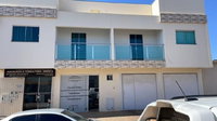 Sobrado Comercial com 2 Apartamentos e Sala Comercial em Cristalina/GO