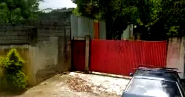 Imóvel Ocupado - Uso Misto em Jardim Santa Maria