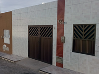 Casa em Simão Dias com 100m² construída e terreno de 118m²
