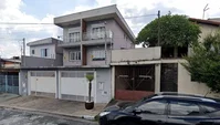 Casa 146 m² Ocupada em Leilão