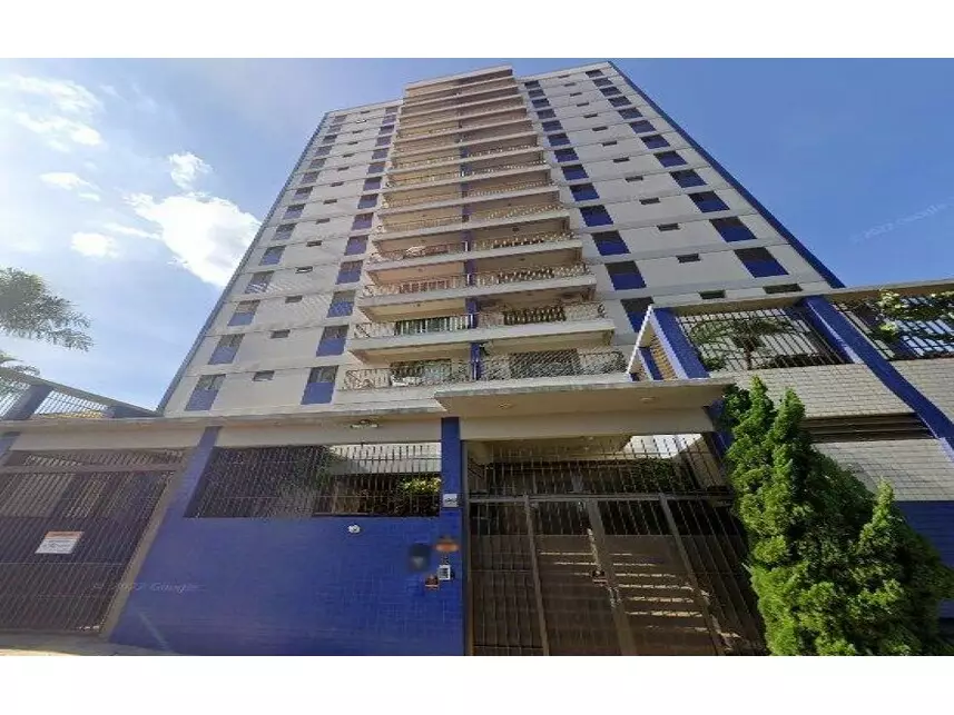 Apartamento com 2 Vagas e Vista no 13º Andar