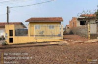 Casa Ocupada com 2 Edificações em Terreno de 275.000 m²