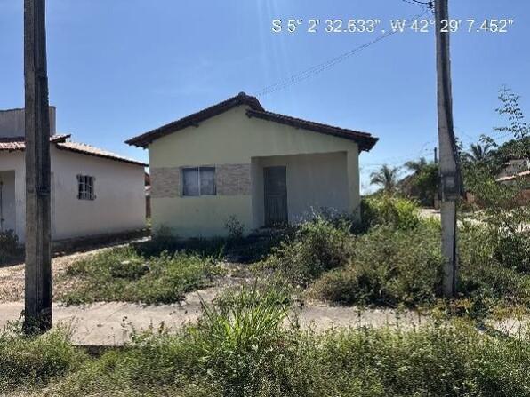 Casa com 1 quarto, 1 banheiro e 1 vaga de garagem