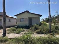 Casa com 1 quarto, 1 banheiro e 1 vaga de garagem