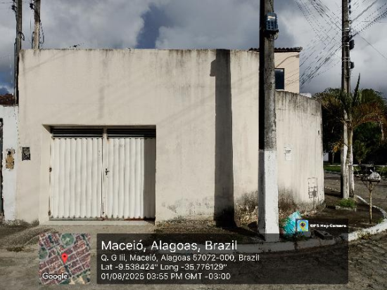 Casa com 2 Quartos e 1 Vaga em Maceió
