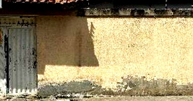 Casa com 3 quartos, 2 banheiros e 1 vaga de garagem