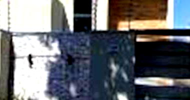 Casa Ocupada no Centro de Poconé/MT com 3 Quartos e 1 Vaga