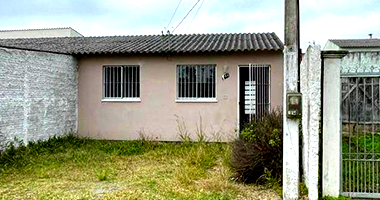 Casa Ocupada em Pelotas com 40m² de Área Construída