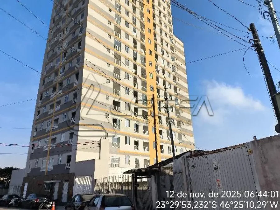 Apartamento com 2 quartos, 1 banheiro e 1 vaga de garagem