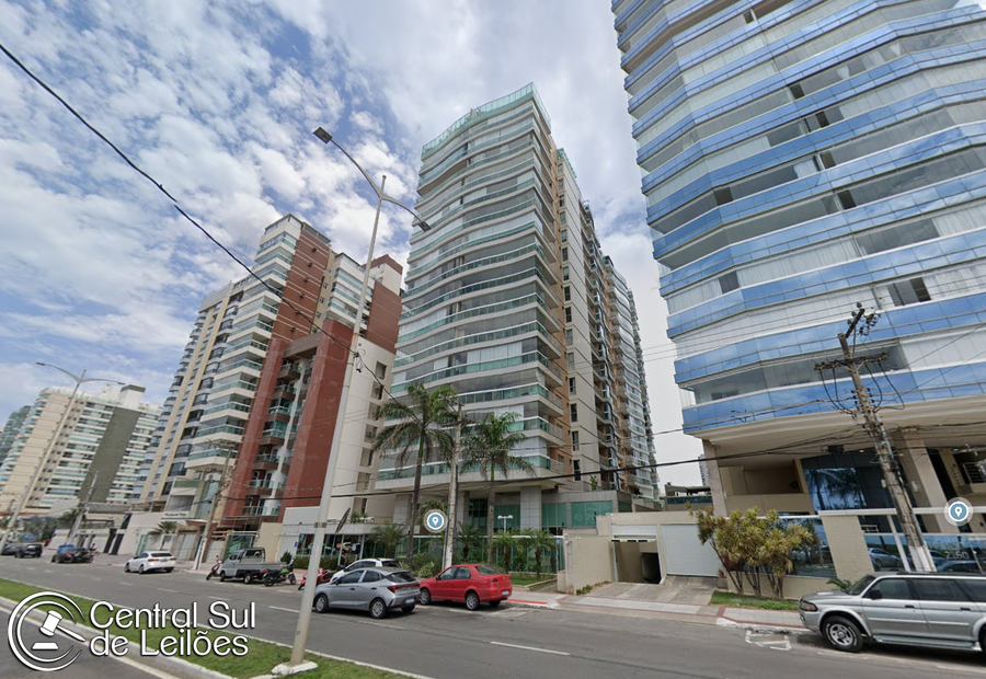 Apartamento com 3 quartos, 2 varandas e 2 vagas de garagem