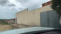 Casa com 2 quartos em Canindé - CE