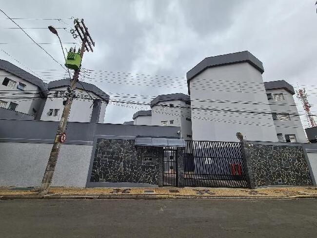 Apartamento 2 quartos com 1 banheiro e vaga de garagem, 55,55m² privativos