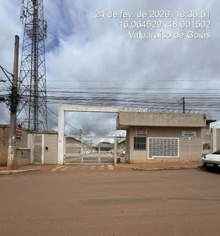 Apartamento com 2 quartos e vaga de garagem em condomínio