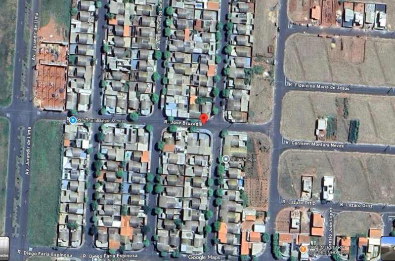 Terreno 1.528m² com casa em Valentim Gentil/SP