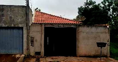 Casa com 2 quartos, 1 banheiro, vaga de garagem e 50,47m² privativos