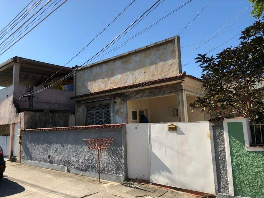 Casa em leilão com 70m² e 250m² de terreno - Senador Vasconcelos