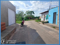 Casa com 2 quartos, 2 banheiros e 60m² de área construída
