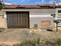Casa com 2 Quartos e 1 Vaga em Guapo