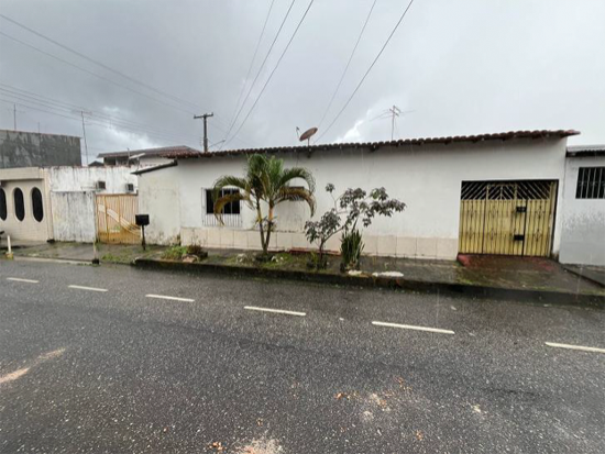 Casa Ocupada com 70m² em Ananindeua
