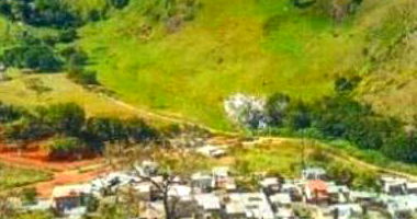 Lote amplo de 1470,34m² no bairro Alterosa, Carangola/MG