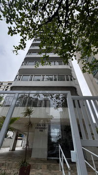 Apartamento com 4 Quartos e 2 Vagas em Guarujá