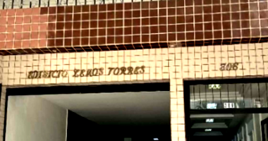 Conjunto Comercial com 1 Vaga de Garagem em Edifício