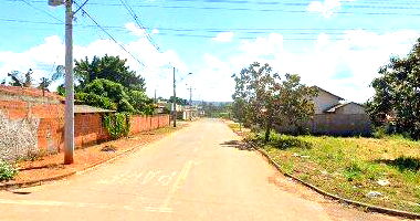 Casa 3 quartos 2 banheiros 80m² construída com 1 vaga