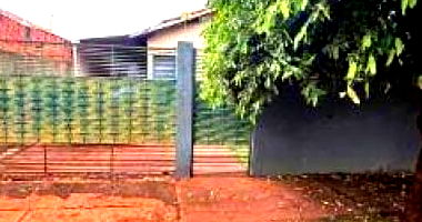 Casa aconchegante com 3 quartos, 1 banheiro e 36 m² construída, ocupada