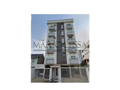 Apartamento com 2 quartos e vaga em Passo Fundo